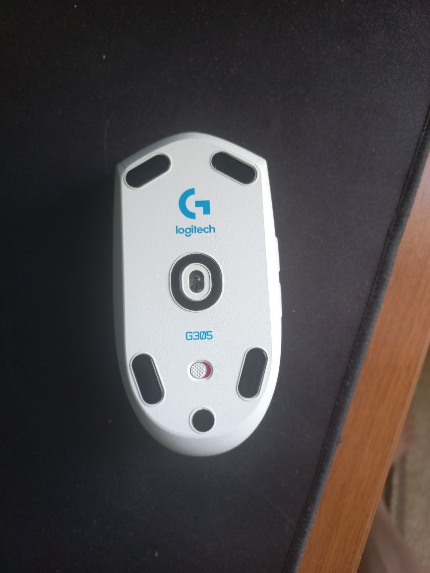 Безжична мишка logitech g305