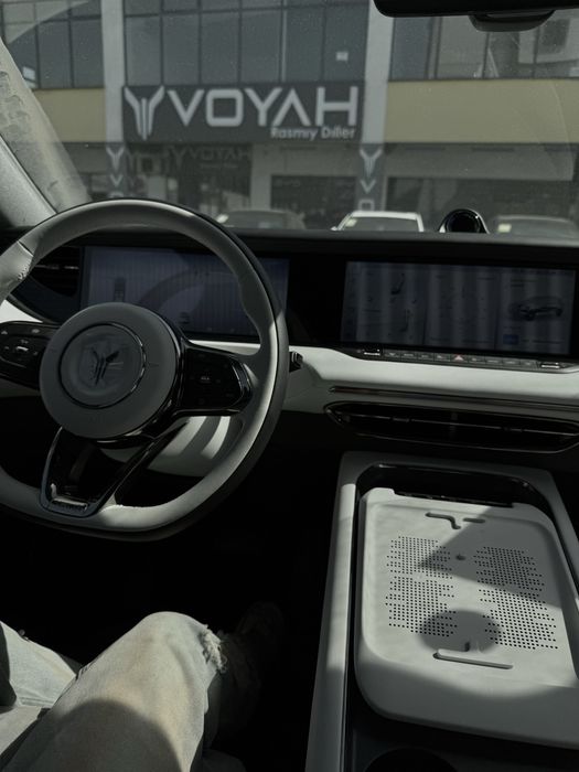 Voyah FREE Apollo Tech 4WD  (hybrid) 318