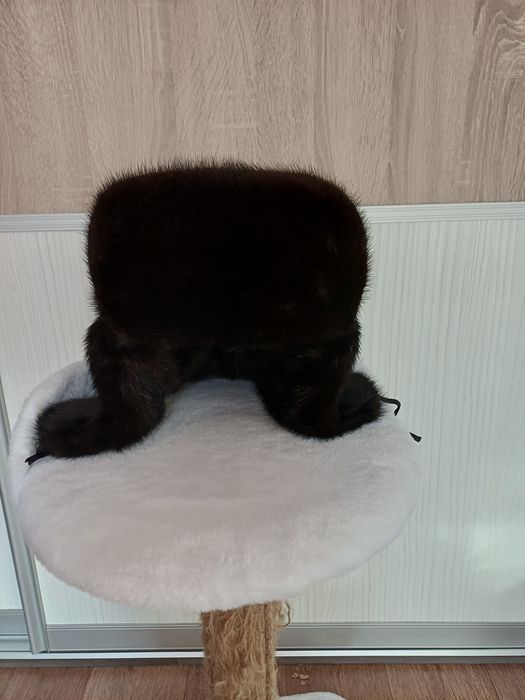 Мужскую норковую ушанку