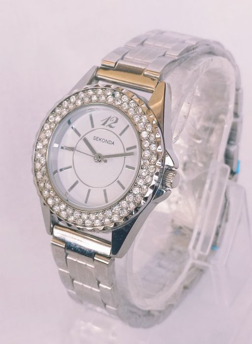 Ceas de damă Sekonda cu quartz, cristale, curea si carcasa din inox