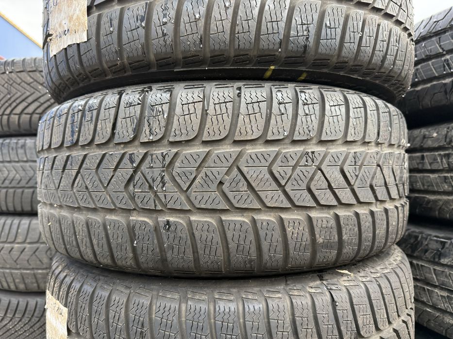 Anvelope 225/50/17 Pirelli