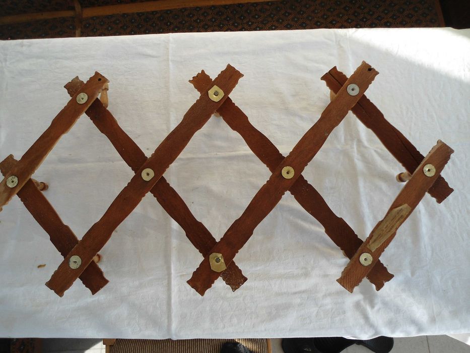 Ретро згъваема закачалка