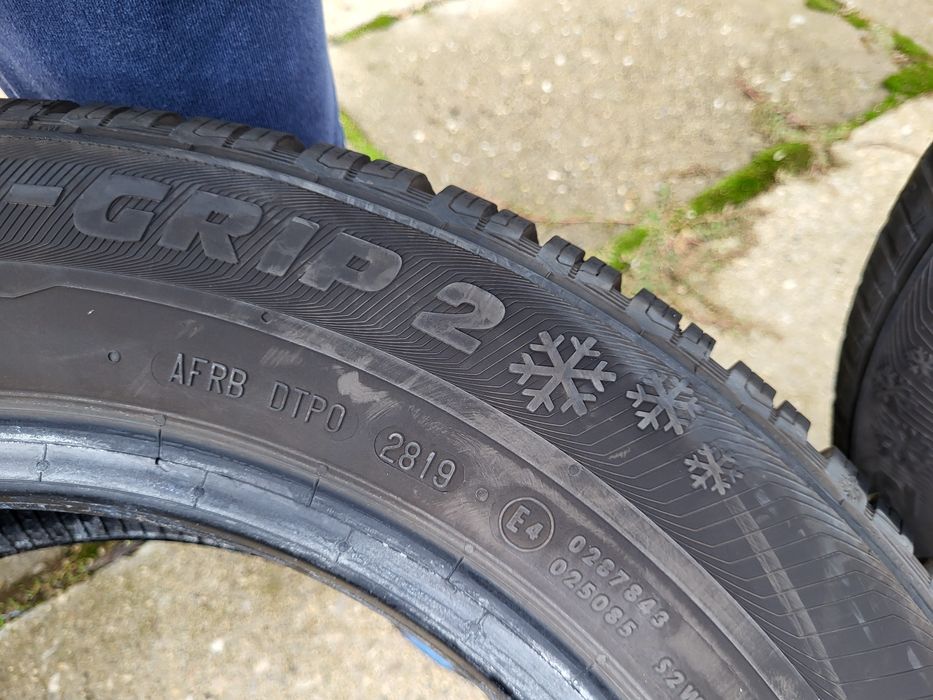 2бр195/60/15 гумите са като нови