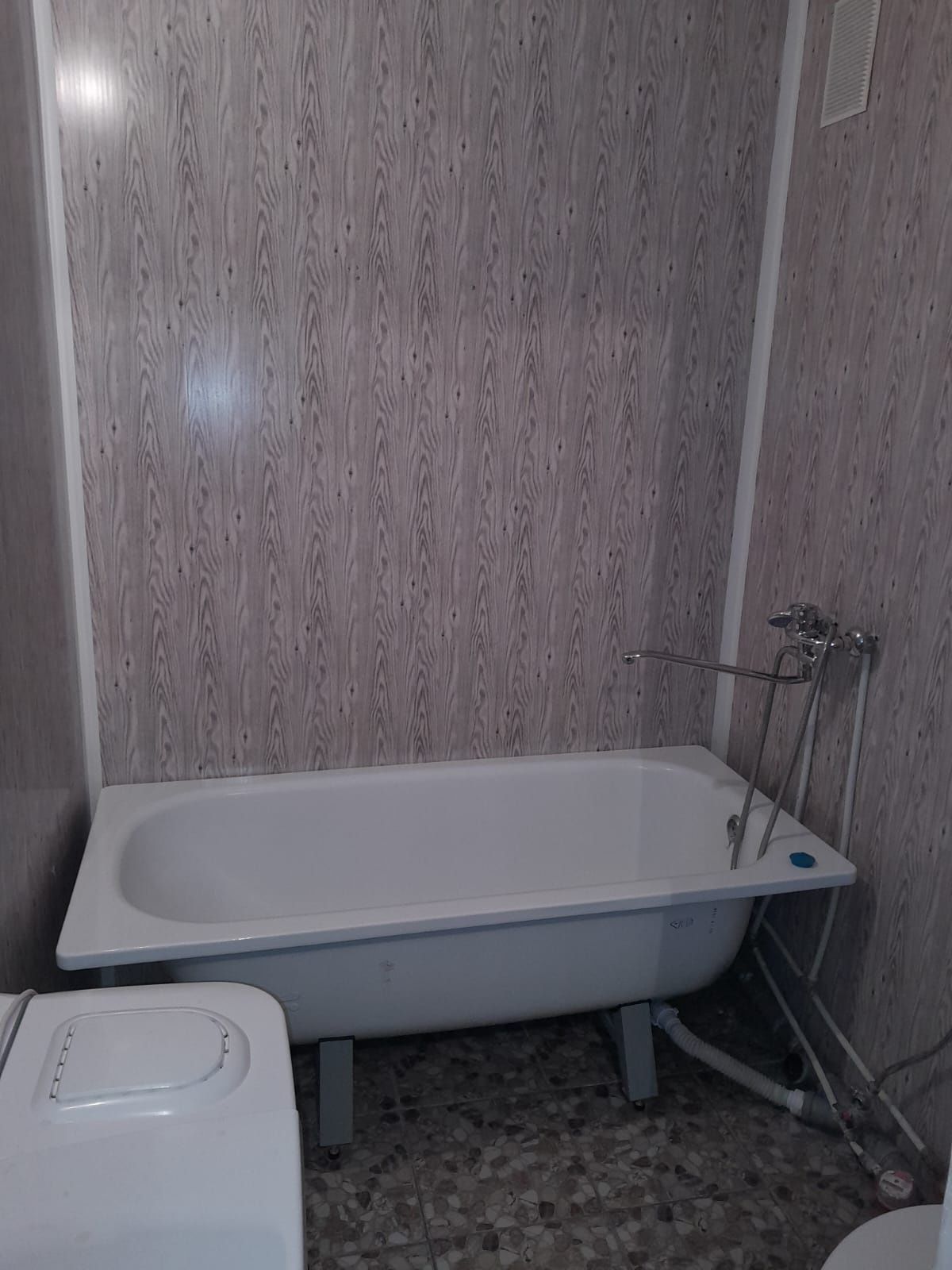 Продам 1 ком в Костанае