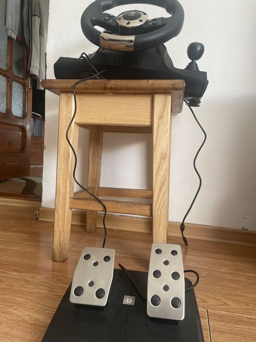 Vand volan pt: xbox one,ps4,pc