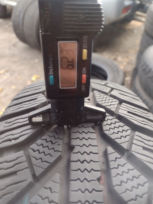 Перфектни 4бр.185/70/14 Семперит дот2523