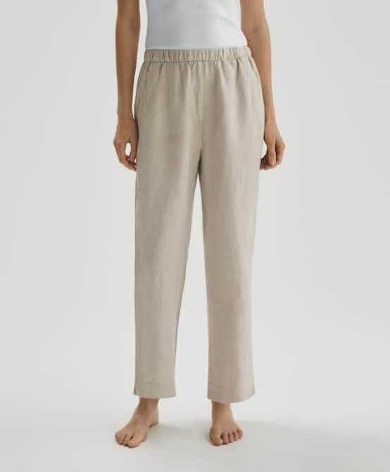 Pantaloni Noi din in, model foarte frumos, culoare bej, mar. S, M, L