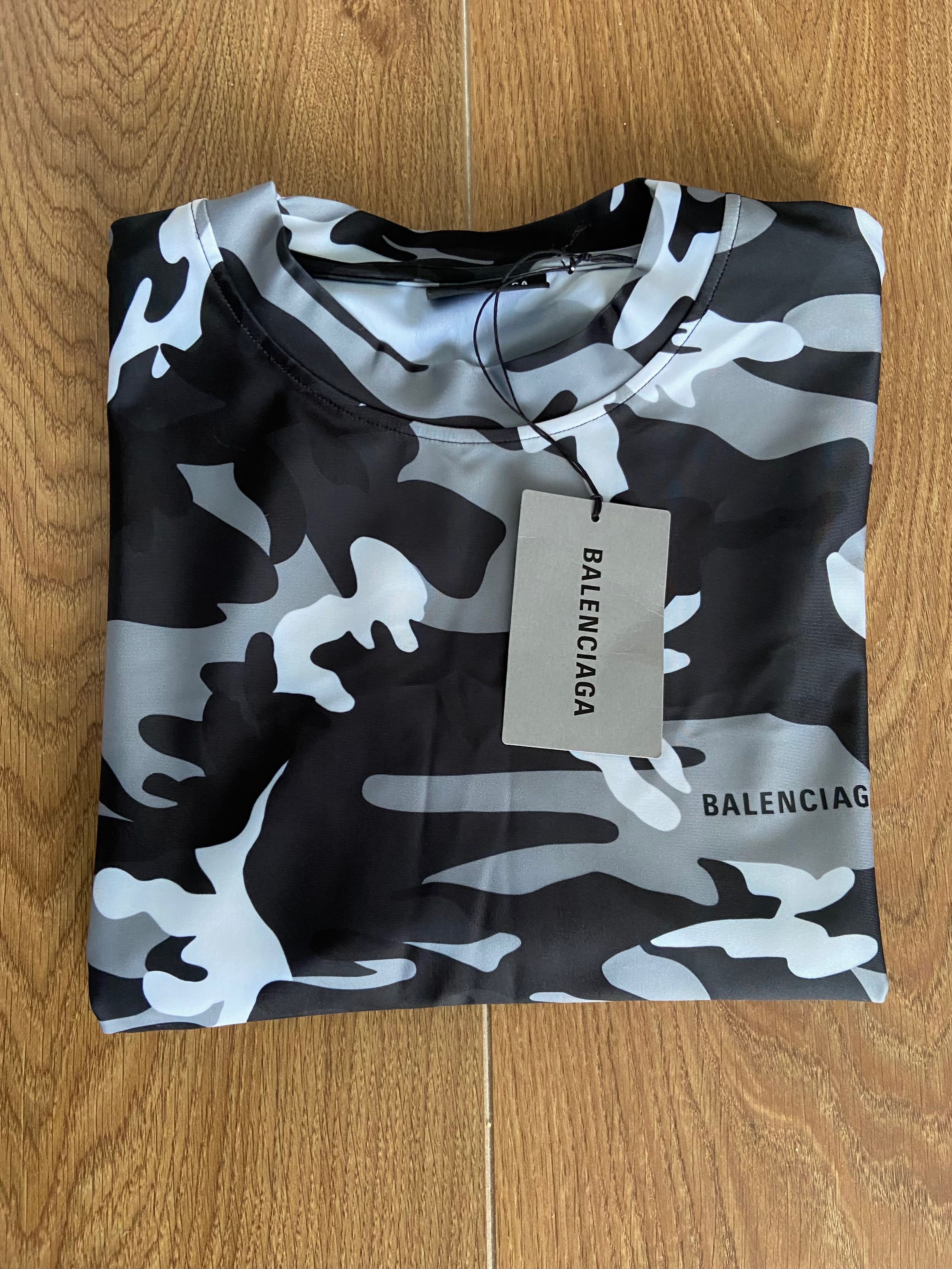 Tricou Swim Balenciaga camuflaj oversize