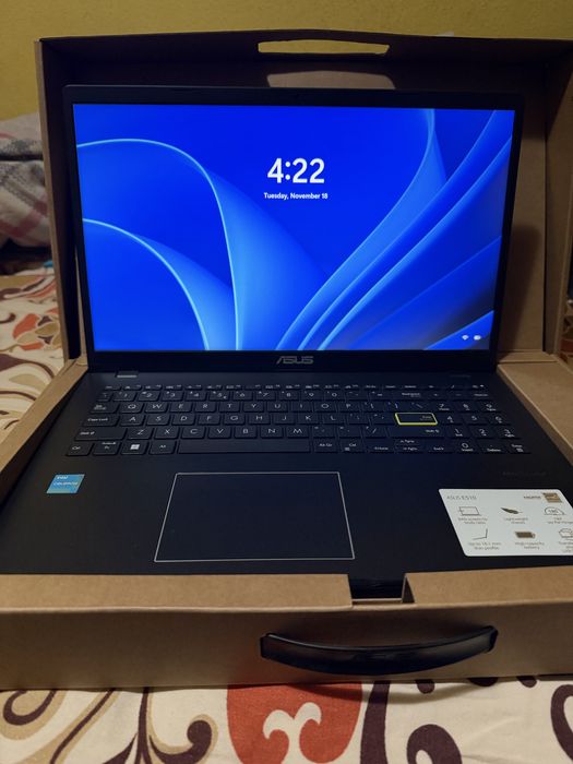 Laptop Asus  1 an garantie