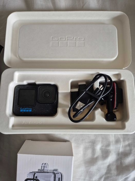 Продавам gopro 12 hero black
