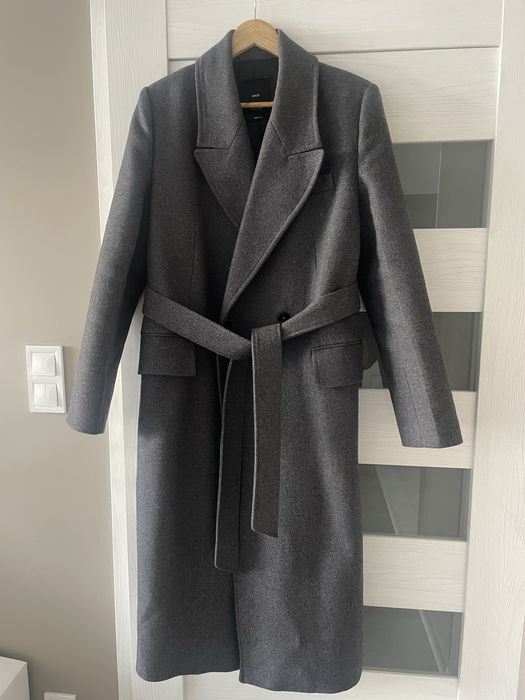 Вълненено палто на MANGO