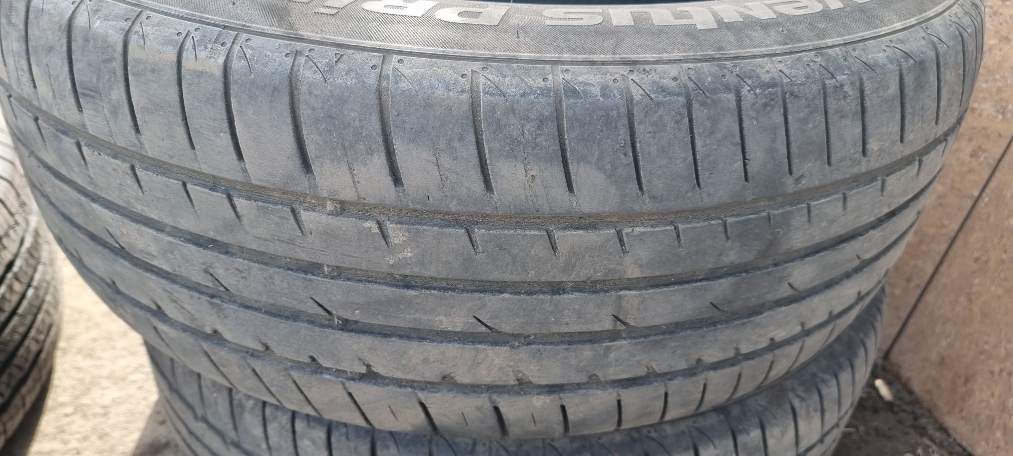 Продам шины б/у Hankook,  размер 225/60/17