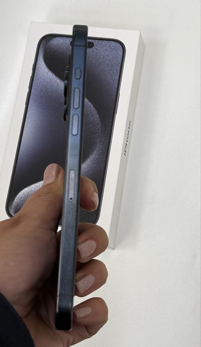Iphone 15 pro max 256+подарък два кейса