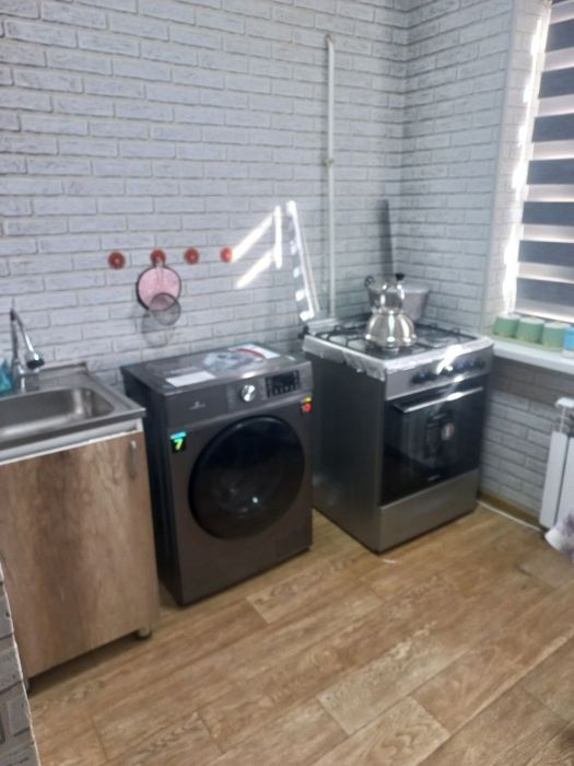 1 комнатная с мебелью и техникой