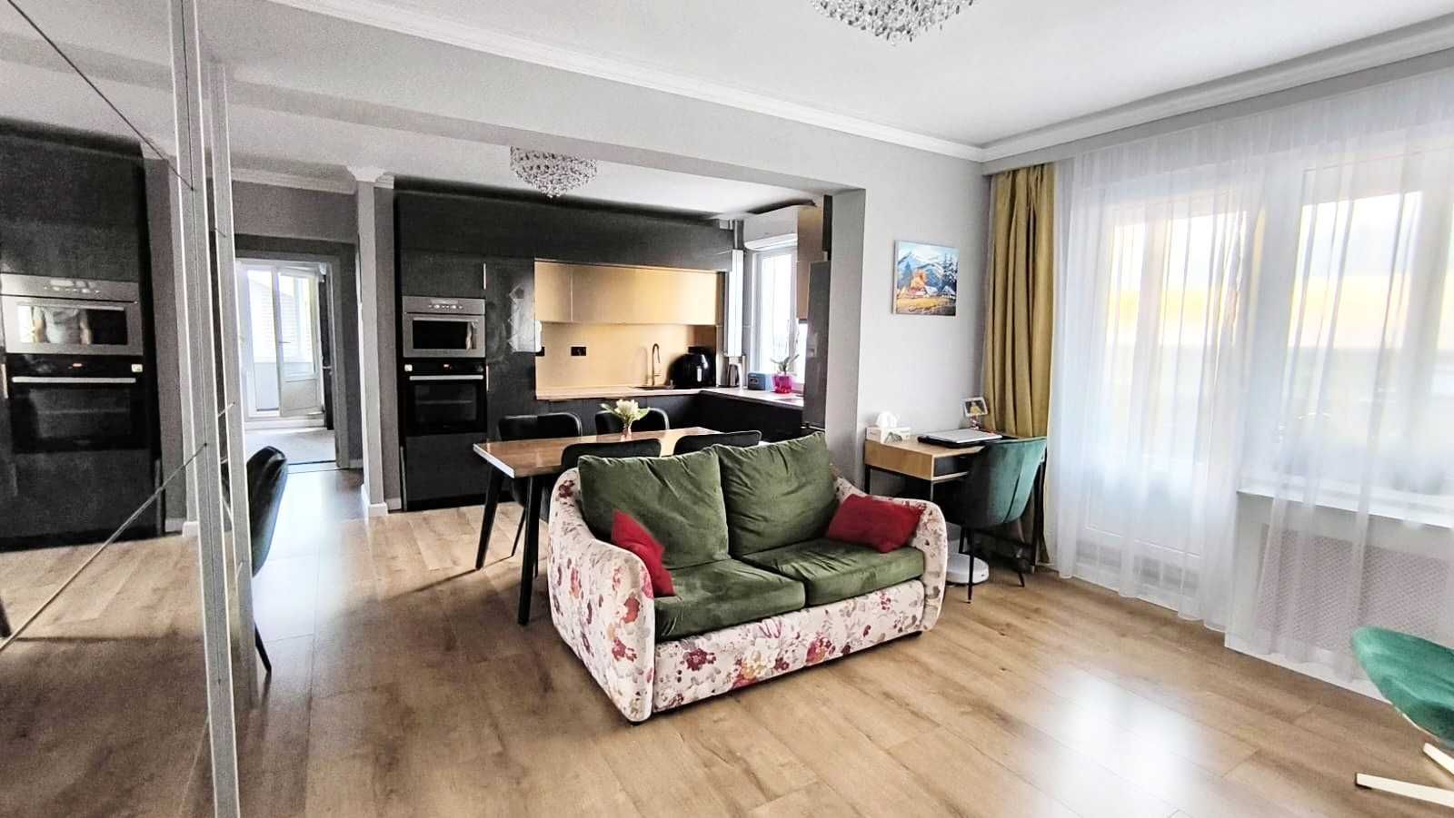 Apartament 3 camere decomandat renovat integral in Iosia N langa Mega