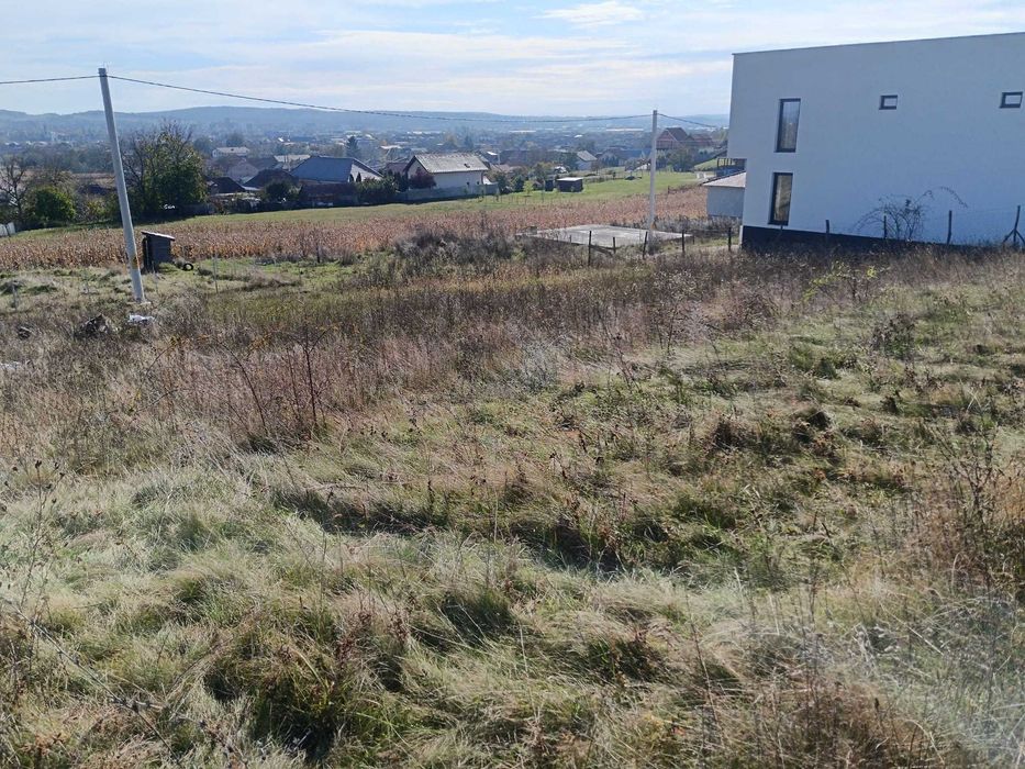 Teren intravilan de vânzare – Sâncraiu de Mureș, str. Dalureni