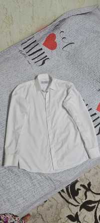 Белая рубашка с длинным рукавом на 7-9 лет