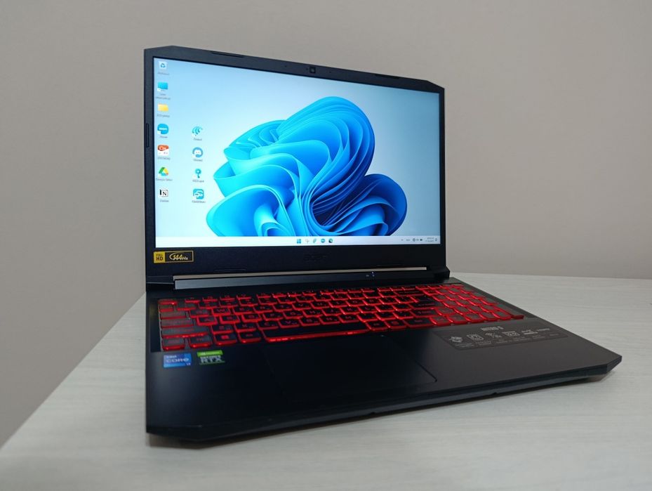 Продаётся ноутбук Nitro 5, 32гб/ SSD(1024+512ГБ)