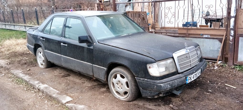 W124 250D цял или на части