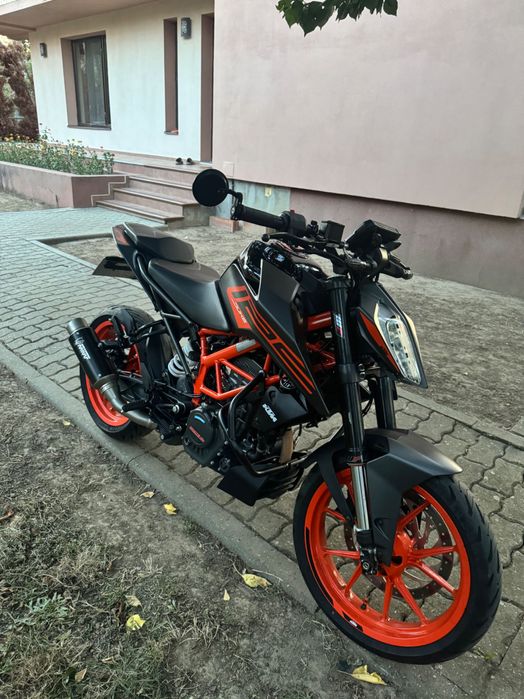 KTM duke 125 2023