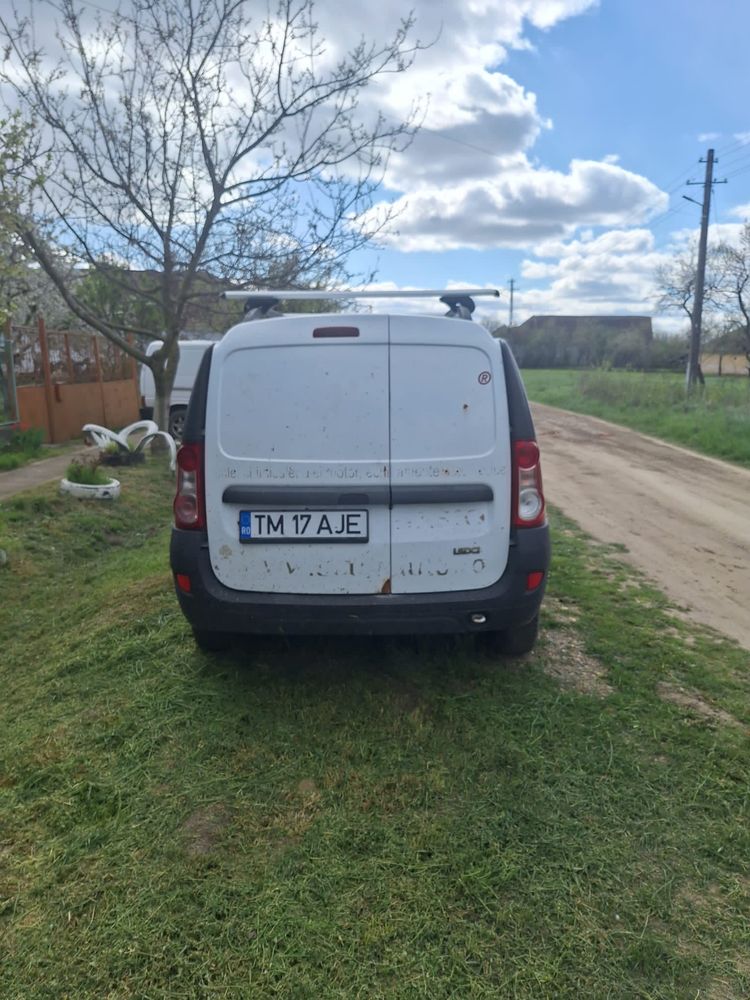 Vand Dacia logan MCV cu motor defect