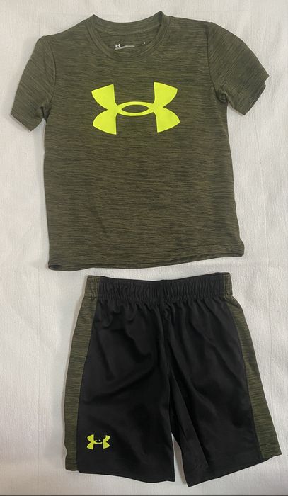 Set baieti Under Armour