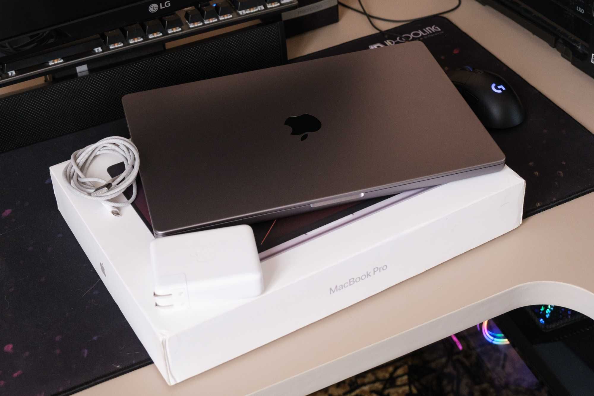 Macbook pro M2 pro 16inch/1TB