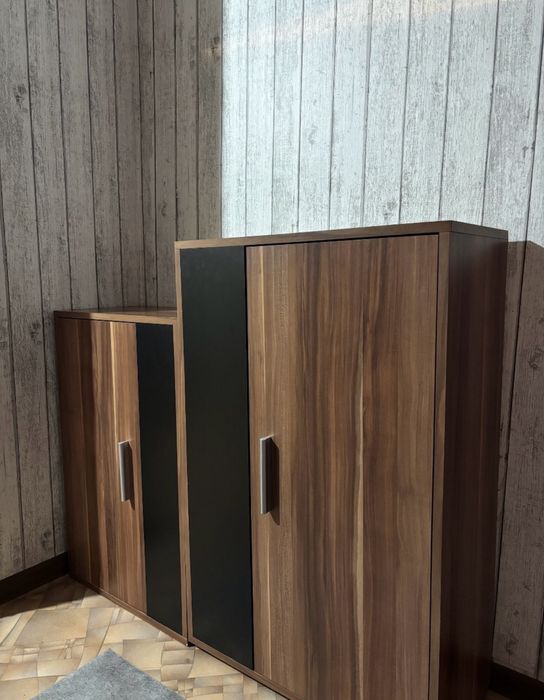 Продам 2 шкафчика за 10.000 тг