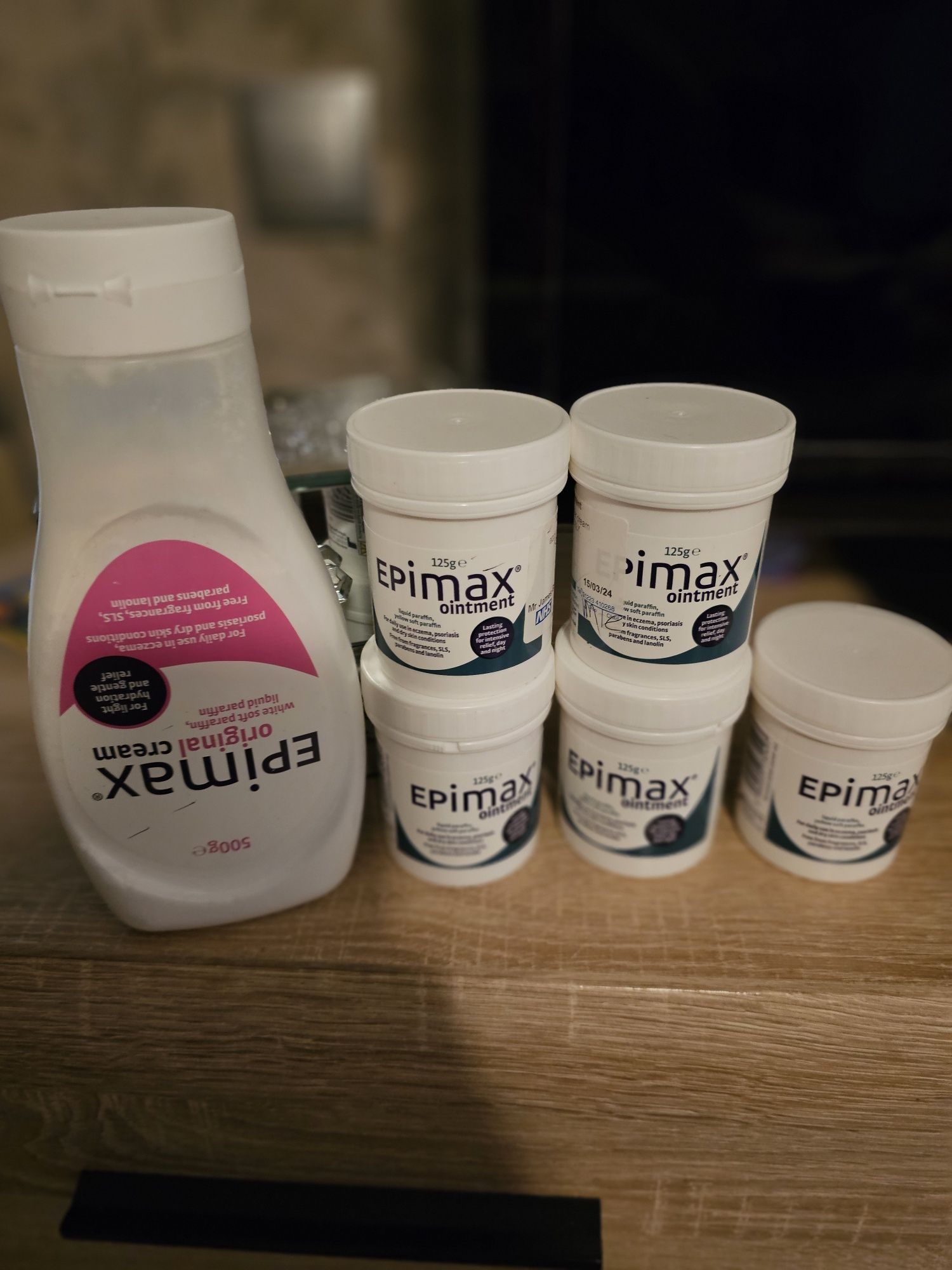 Crema de corp pentru piele uscata/psioriazis UK/100 lei toate