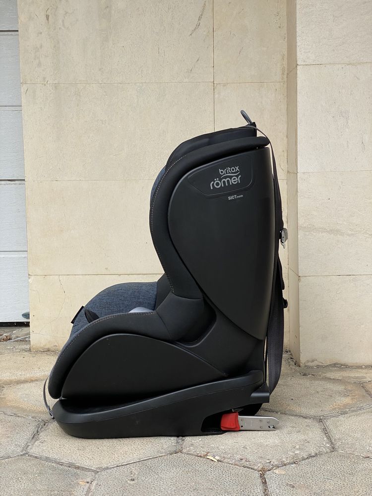 Столче за кола- Britax Romer Trifix2 i-Size, цвят Blue Marble