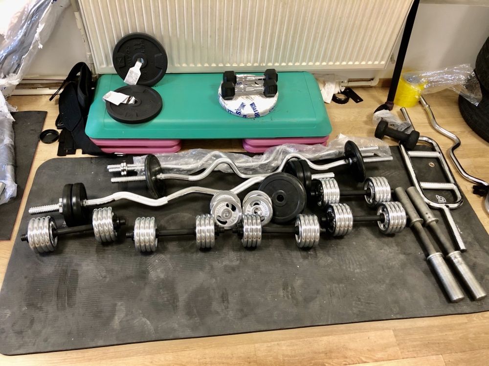 Sala Gantere reglabile si fixe,Haltere,Discuri,Bara z,Discuri,saci Box