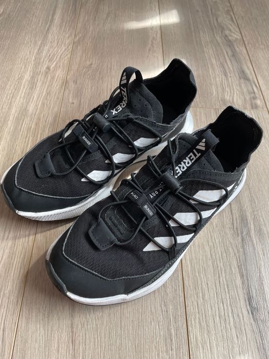 Спортни обувки Adidas