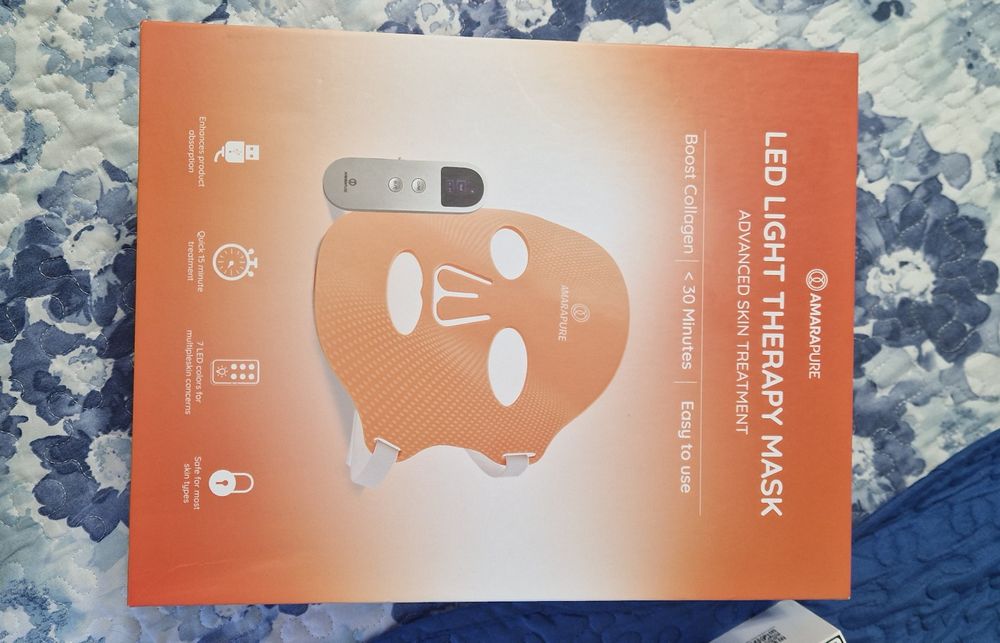 Masca de terapie cu led