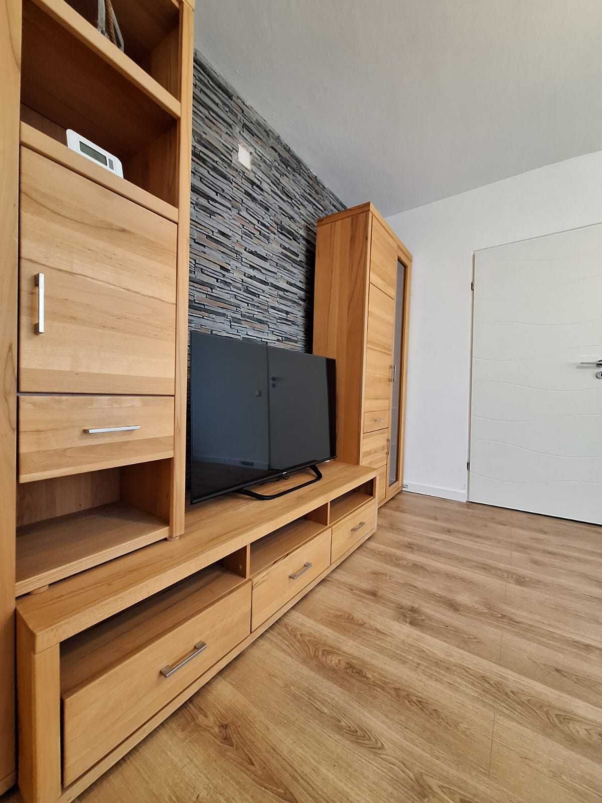 Inchiriez apartament 2 camere UNTOLD super-finisat