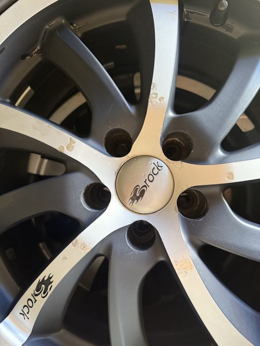 Продавам алуминиеви  Джанти 17 5х100 ки с летни гуми доста запазени