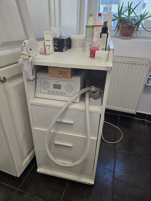 Vand ucenic pedichiură/cosmetica