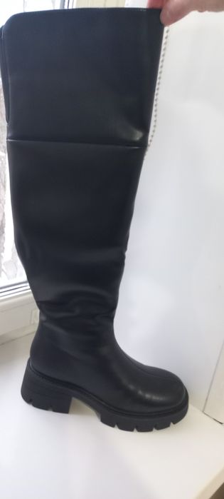 Продам очень теплые, зимние сапоги