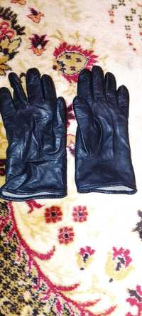 Mănuși negre de piele