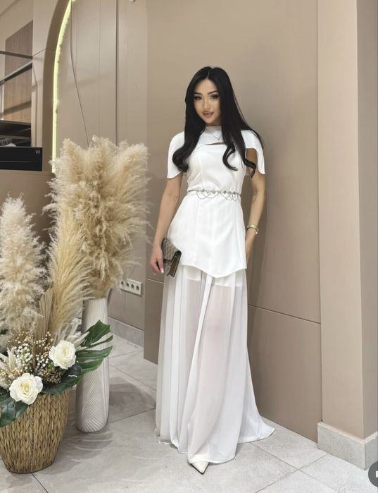 Белое платье вечернее