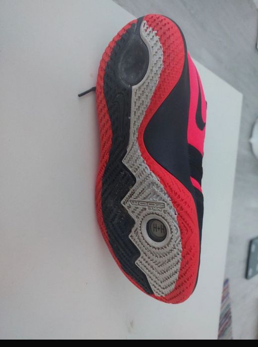 Nike Kyrie nr 44 tts