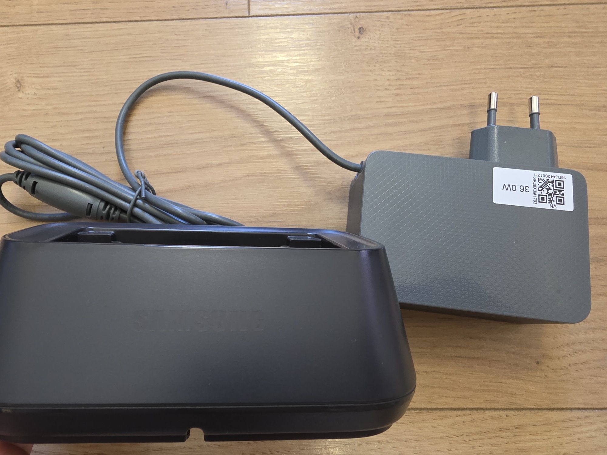 Samsung Dual Jet Brush - чисто нова