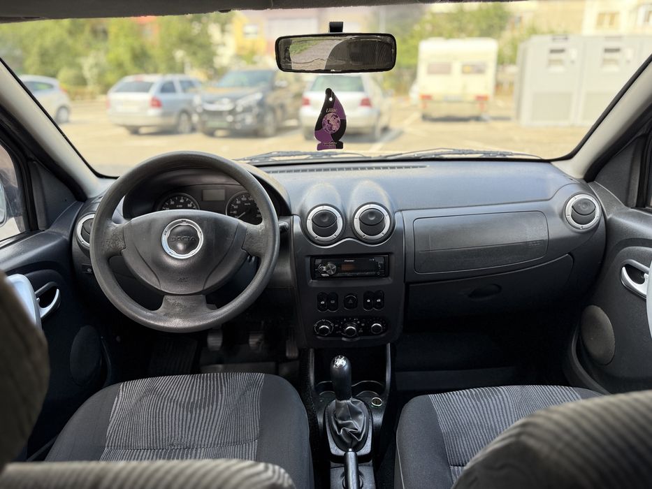 vand dacia sandero 1.4 benzina + gpl
