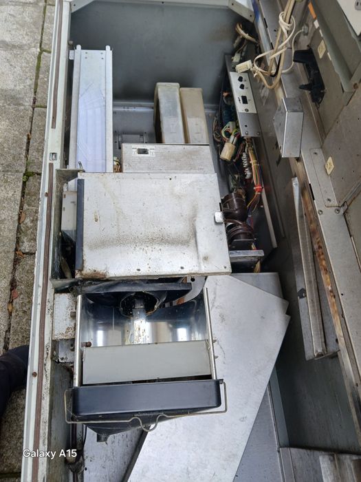 Вендинг Машина Зануси за части