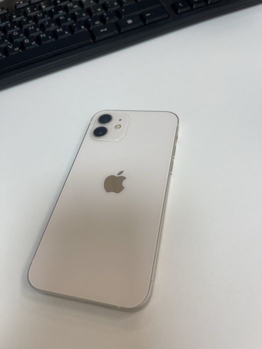 iPhone12, 128 Gb, как новый, белый.
