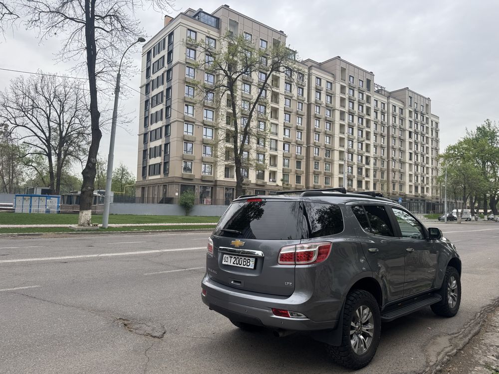Trailblazer 4x4 sotiladi