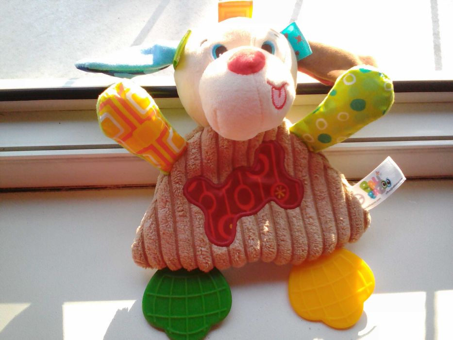 продавам  кукли и плюшени играчки