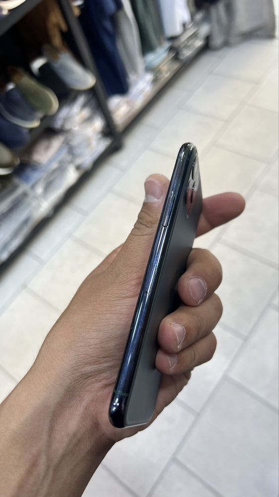 Iphone 11 pro.