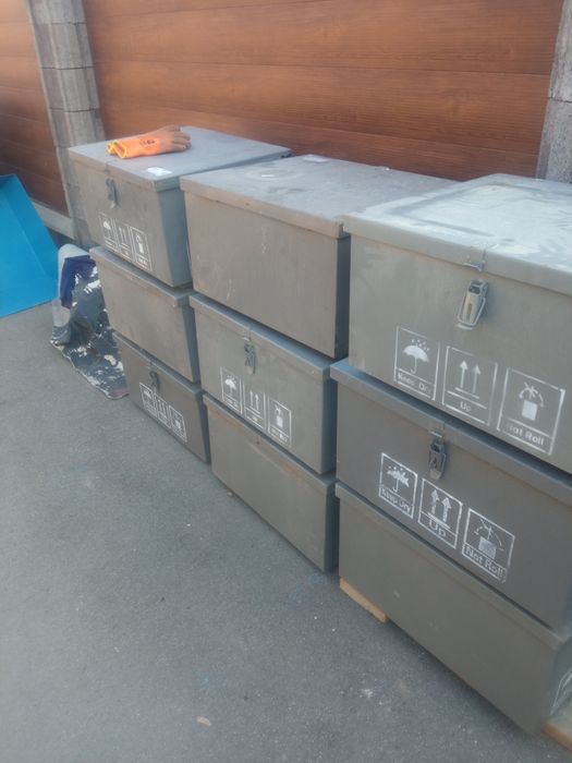 Продам.железные.ящики.