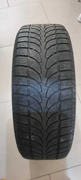 Vand 2 anvelope iarna SUV Bridgestone Blizzak  M+S 235/60/R18