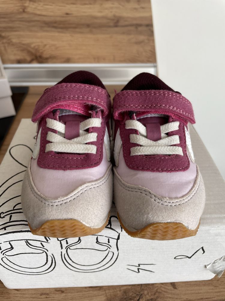 Детски/ бебешки маратонки Hummel 21р